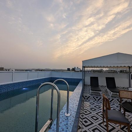 Hotel Green Vegas Фаридабад Екстериор снимка